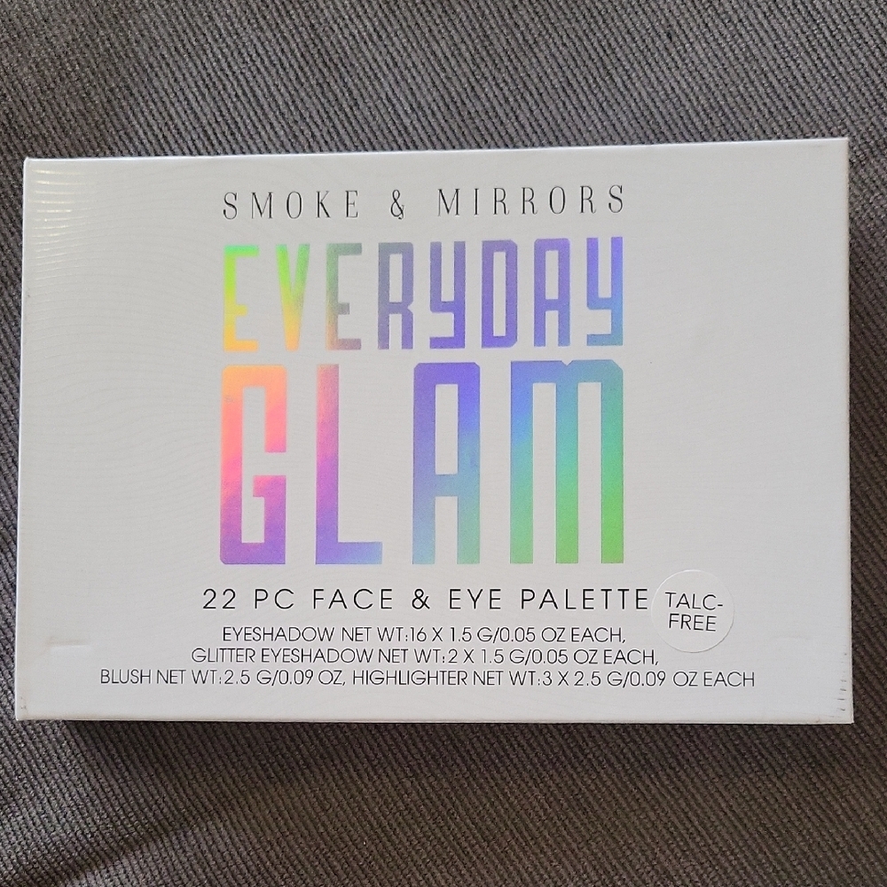 Smoke & Mirrors NWT Everyday Glam Palette
